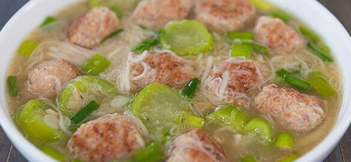 deirdres-asian-pork-meatball-soup